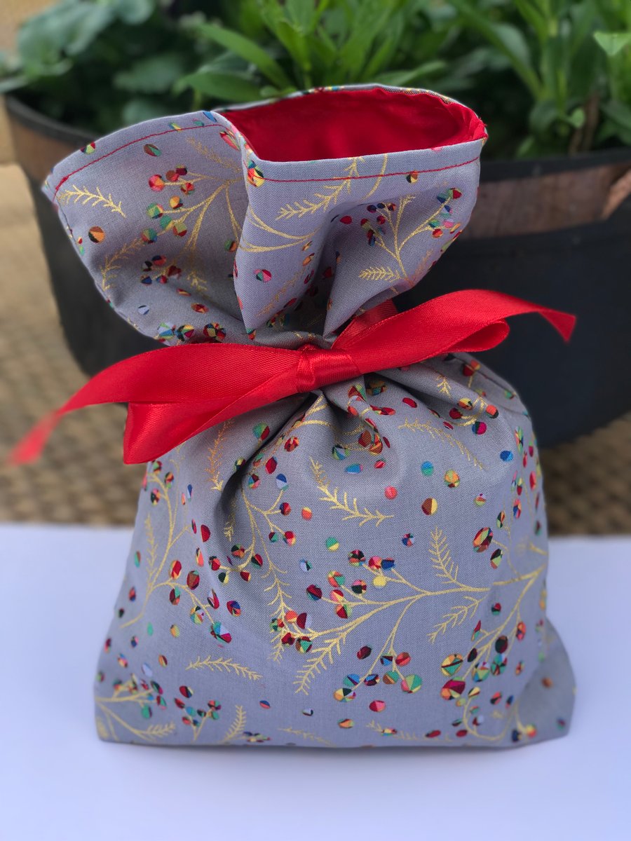 Luxury Lined Fabric Christmas Gift Bags Reusable Wrapping 25 x 15cms