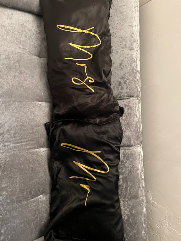 Mr and Mrs satin pillowcase set, 100% satin and a great wedding gift