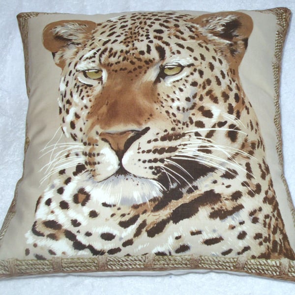 On Safari  magnificent Leopard lying facing front cushion, VERY RARE