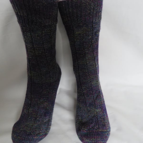 Hand-cranked Knitted Ribbed Wool Socks Size 6 to 7