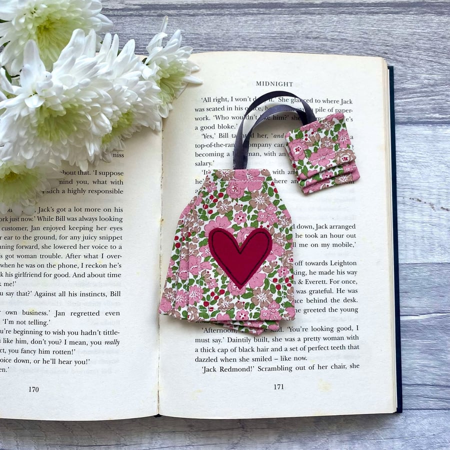 Tea bag bookmark, book and tea gift