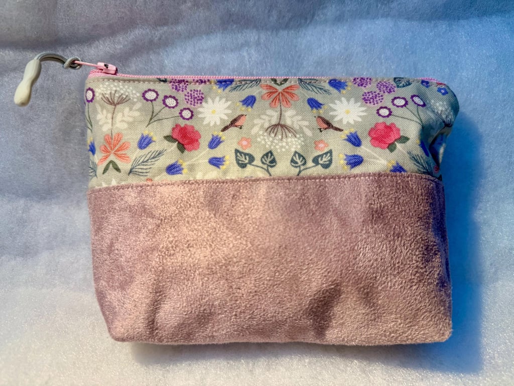 Birds on silver - Small zipped pouch for makeup, shaving kit, medication etc...
