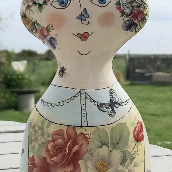 Figurative ceramic vase 