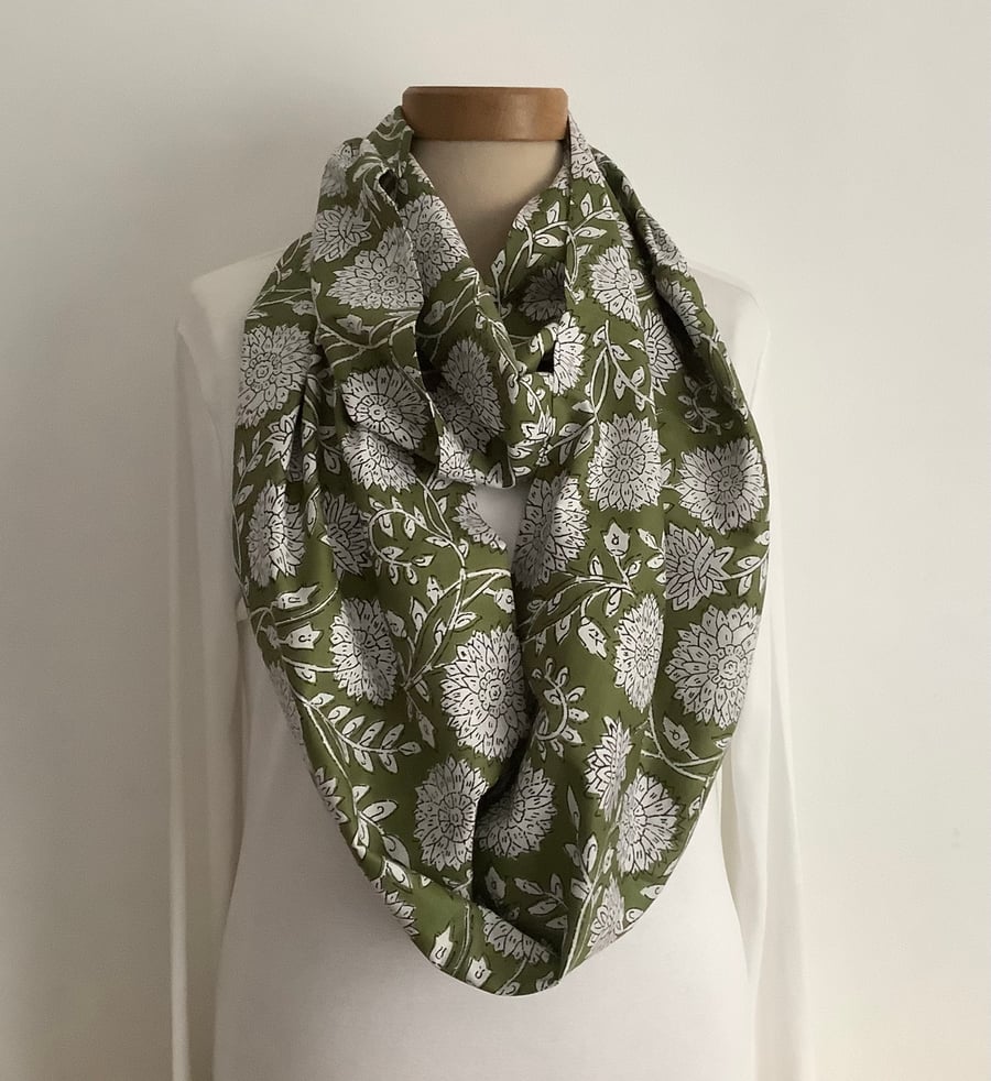 COTTON infinity scarf. ' Chrysanthemum'. Green.Block printed. Floral.