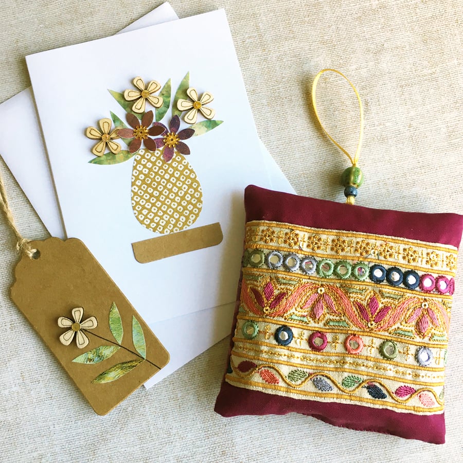 Hanging lavender bag, scented gift, mothers day gift, gift for mum