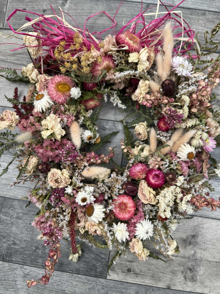 Dried Flower Wreath - Autumn Pink