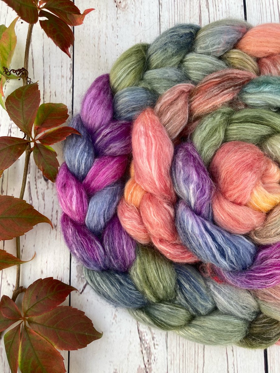 Llama blend Spinning fibre 100g Tayberry