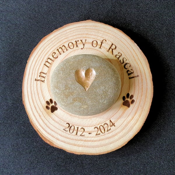 Pet Memorial Plaque & Heart Stone, Pet Loss Present, Engraved Wooden Plaque