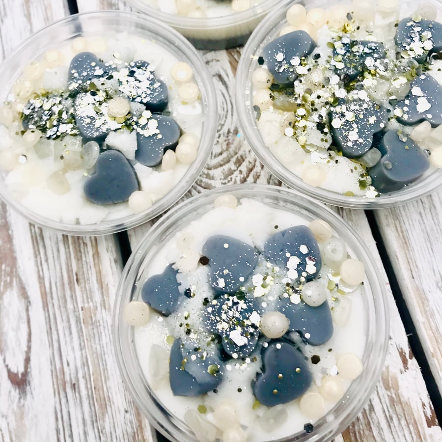 June Moonstone Wax Tart