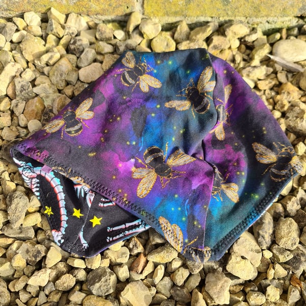 Reversable Bike Helmet Hat Adult M - Galaxy Bees & Funnybones 