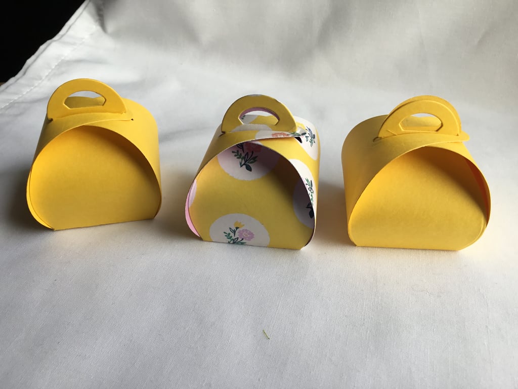 gift bags. Gift boxes. Gift bags. Pack of 3 gift bags.Ref 023