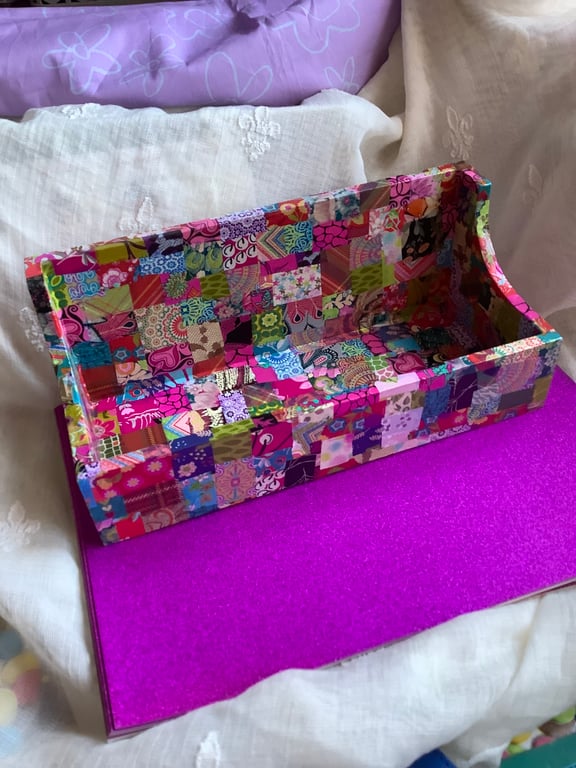 Wooden decopatch holder