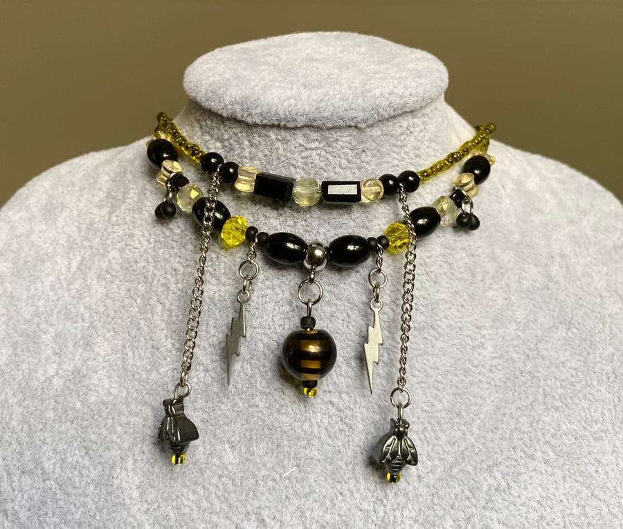 Bea - Electric Style Bee Choker Necklace 