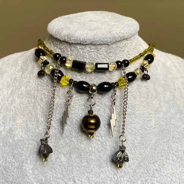 Bea - Electric Style Bee Choker Necklace 