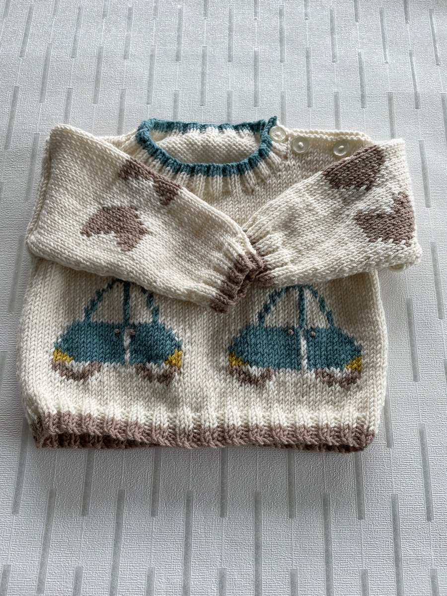 Jumper with car design