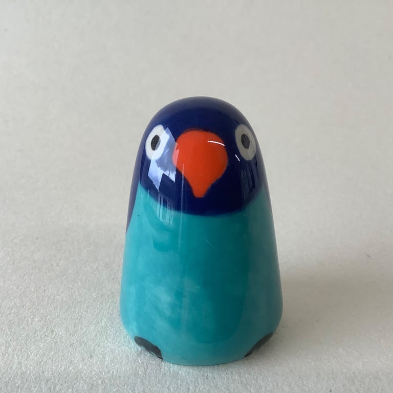 Small Wheel Thrown and Hand-Painted Ceramic Lovebird (4.5cm x 3.5cm)