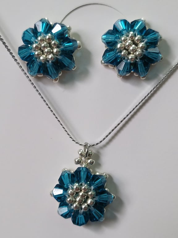 Teal Blue Crystal Flower Jewellery Set - Handmade Necklace and Earrings 