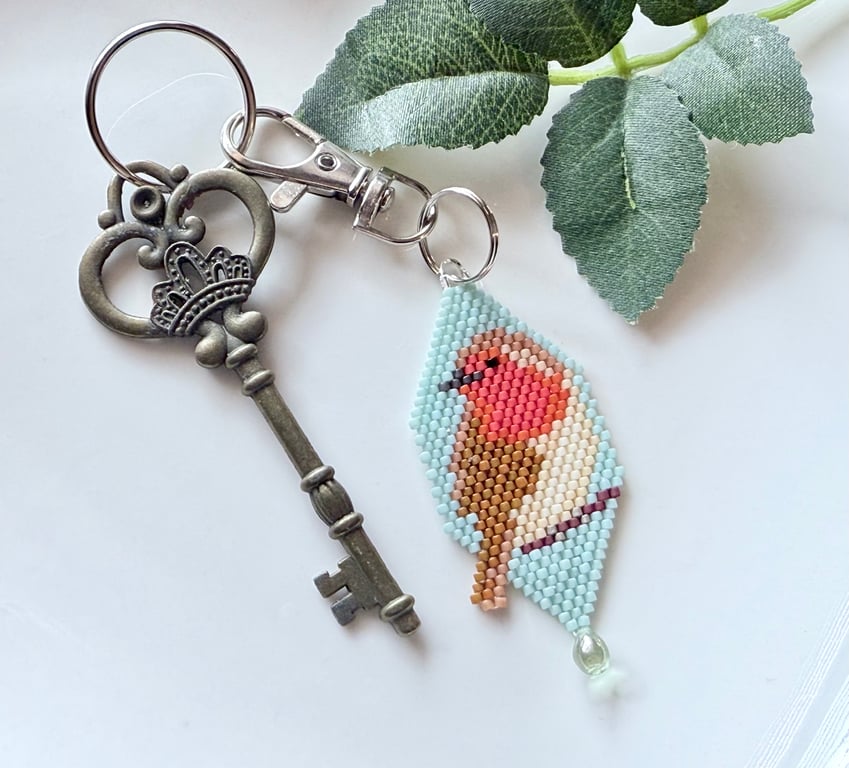 Festive Christmas robin beadwork keyring with Czech glass drop