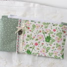 Small Garden Themed Cosmetic Bag, Padded Zipper Pouch