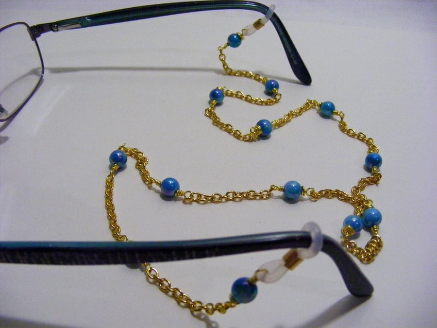 Blue Shell Spectacle Chain.
