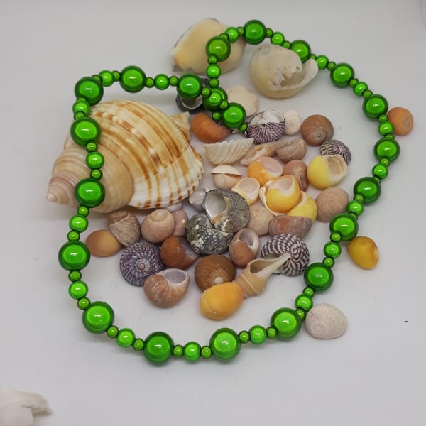 NL18 - Green miracle bead necklace
