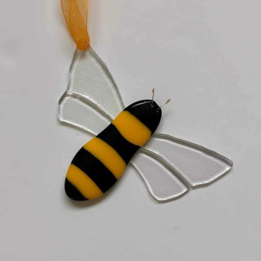 Fused glass bumblebee hanging decoration 