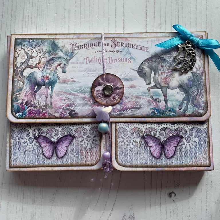 Folio - Pockets, flips and library cards by Carolee Crafts PB9 - 0016