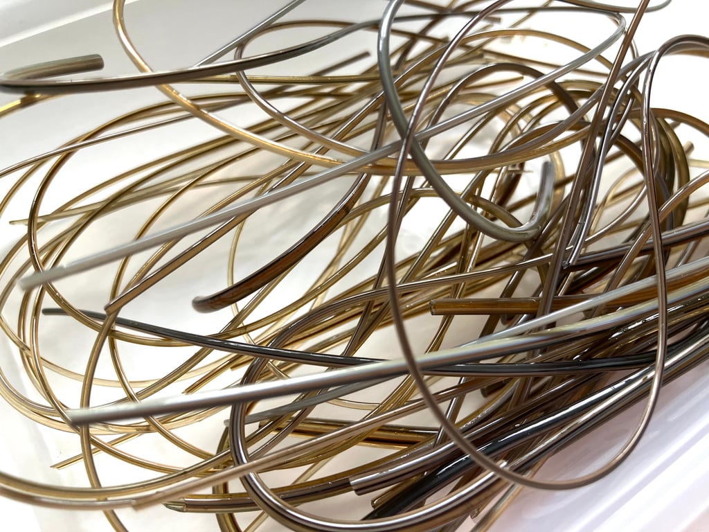 50g streaky browns Bullseye coe 90 glass Vitrigraph stringers