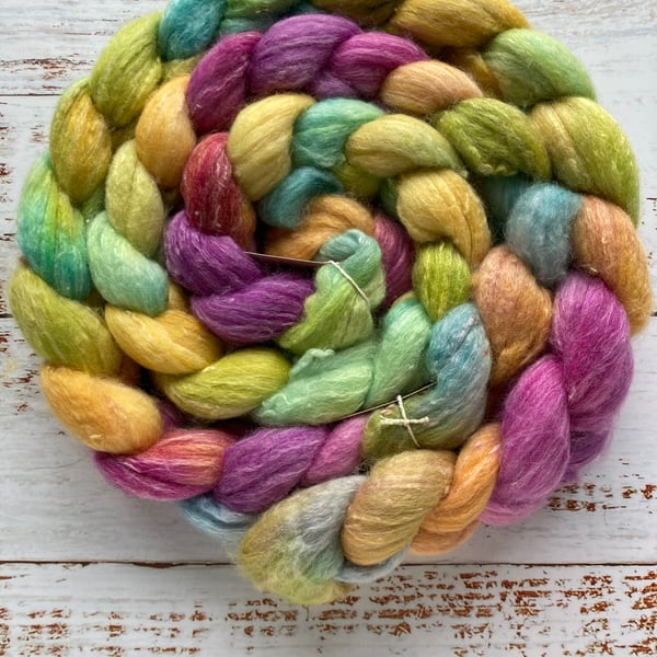 Merino and bamboo Spinning fibre 100g Bumbleblossom 