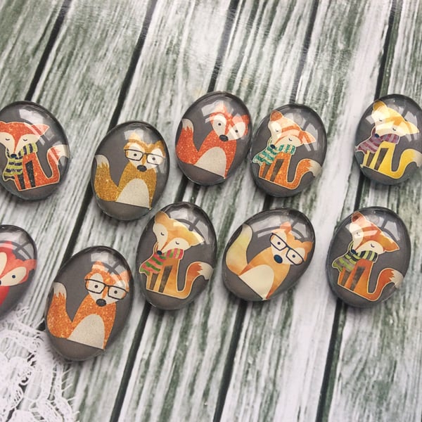 Oval Glass Cabochons Glitter Fox images for jewellery,charms, pendant x 10