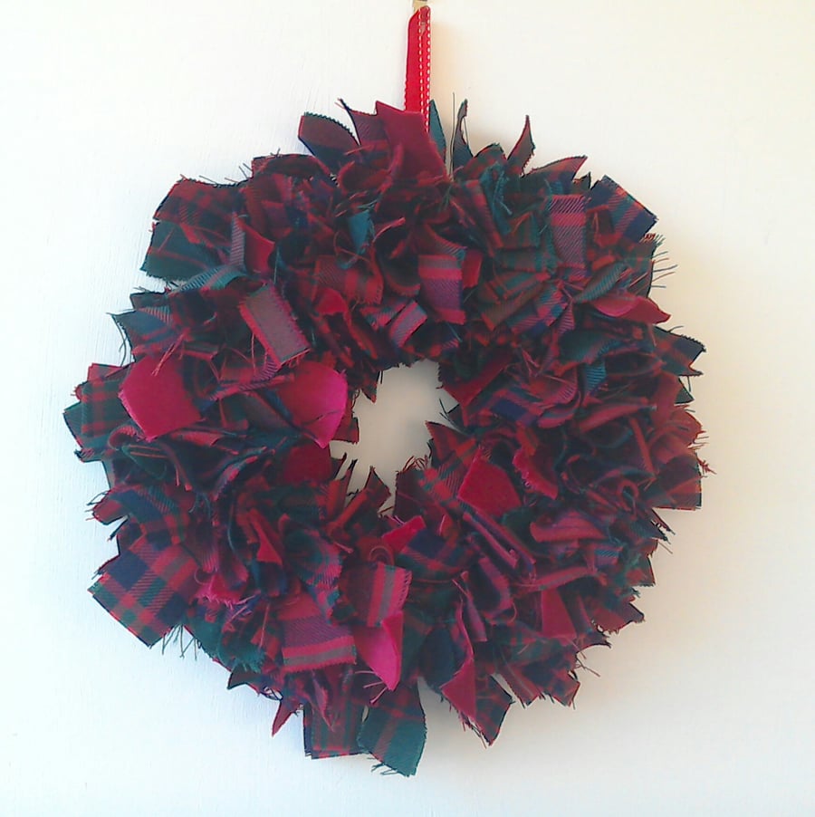 Wreath tartan rag wreath red and green for Christmas 