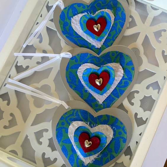 Pocket Hug Wood Heart Badge Gift Tags.