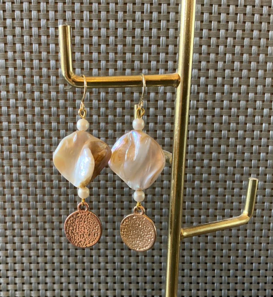 Pearl Shell Earrings