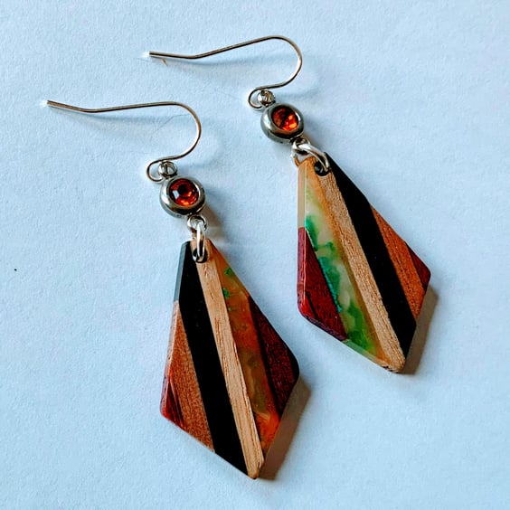 Resin & Walnut Rhombus Earrings