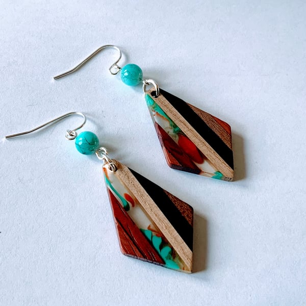 Resin & Walnut Rhombus Earrings