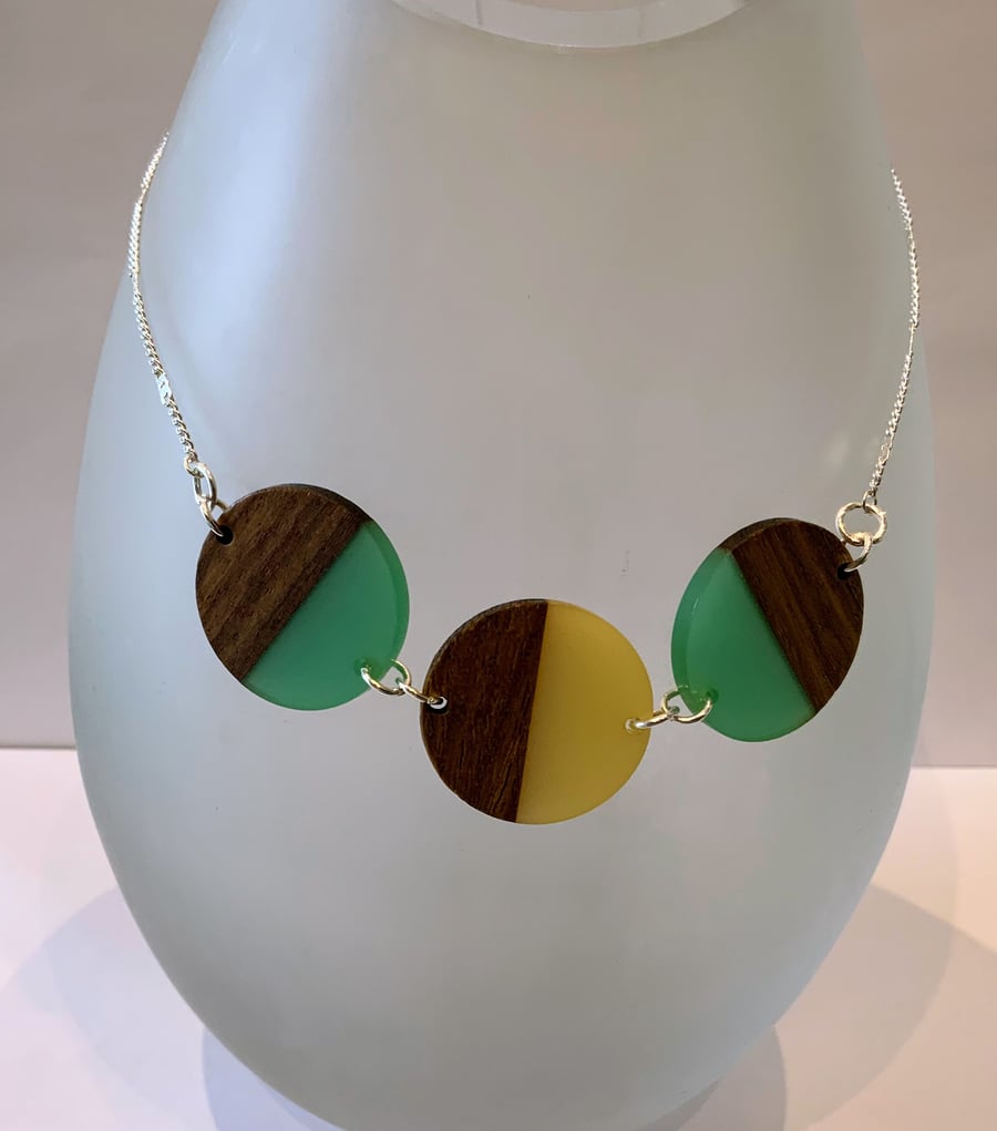 Walnut & Resin Disc Necklace.