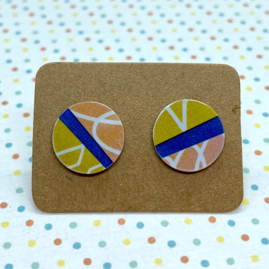 Recycled plastic abstract ochre and peach studs