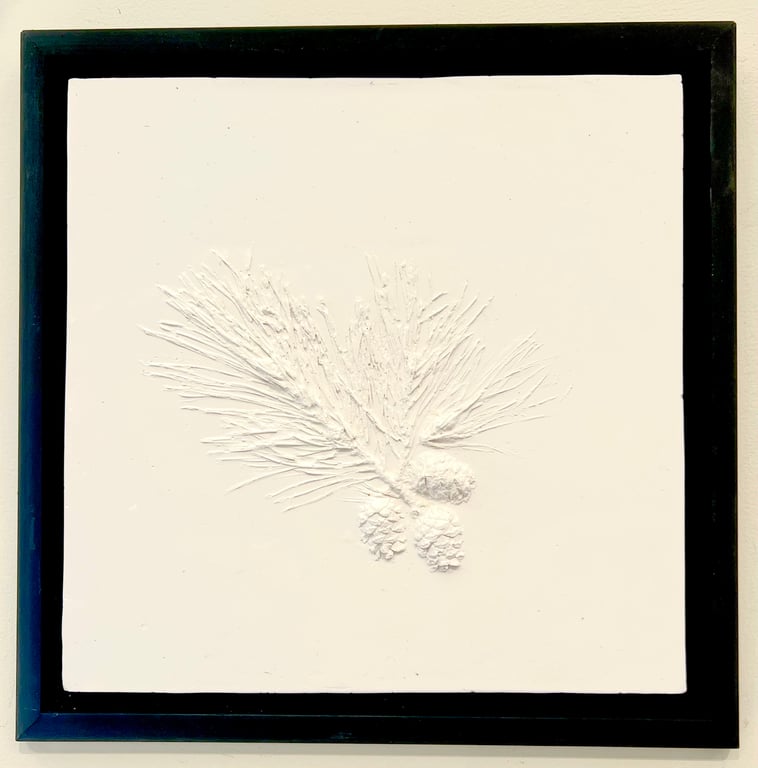 Botanical Stone Cast - Pine Cone in January