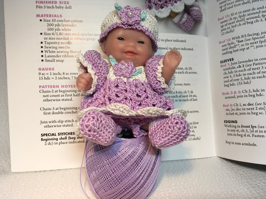 Berengeur Lots to Love 5” Baby Doll in Itty Bitty Crocheted Outfit, Moses Basket