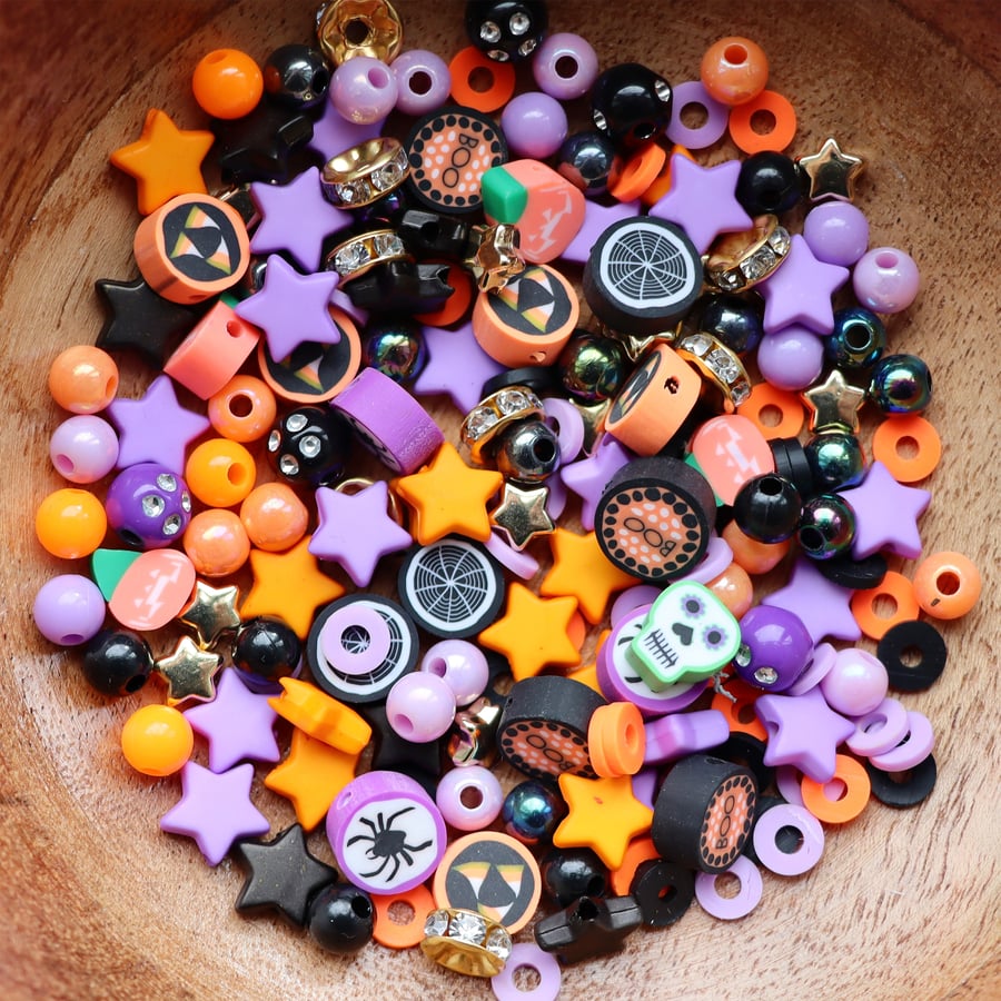 Assorted Spooky Halloween Beads with Elastic Stretchy Cord, Perfect for Bracelet