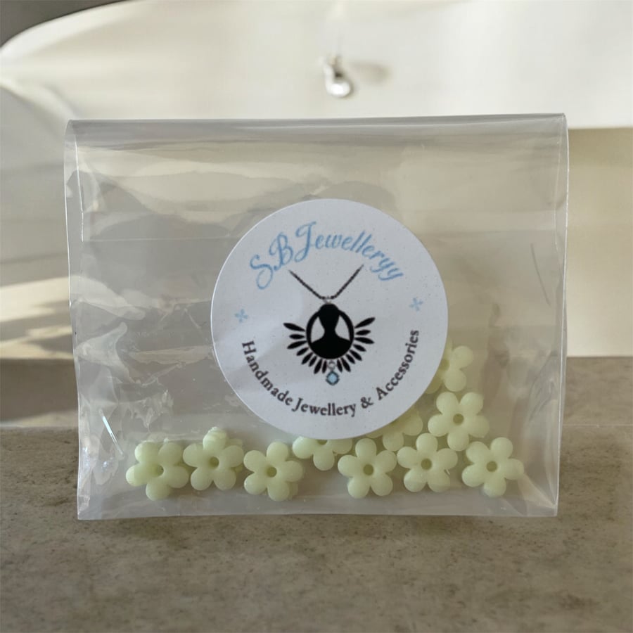 (Make Your Own) Handmade Polymer Clay Micro Stud Pack (Glow In Dark Flower)