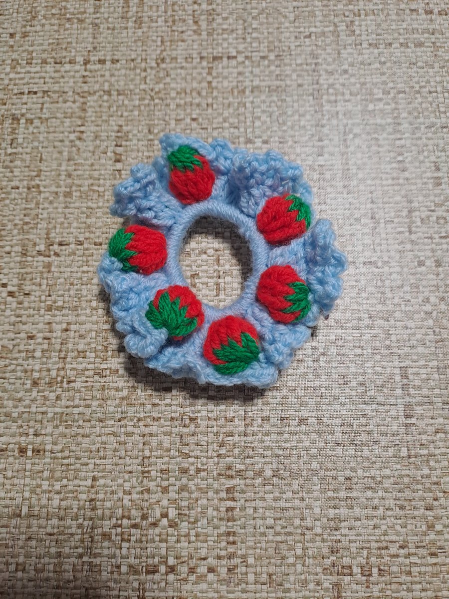 strawberry crochet scrunchie - blue