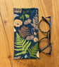 Ferns And Flowers Print Quilted Fabric Glasses Case