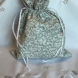 Festive Christmas Drawstring Bag 