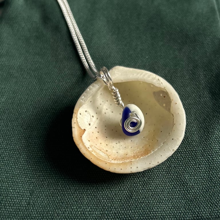 Colbalt blue white milk Seaglass REF: Colbalt blue white milk Seaglass 01