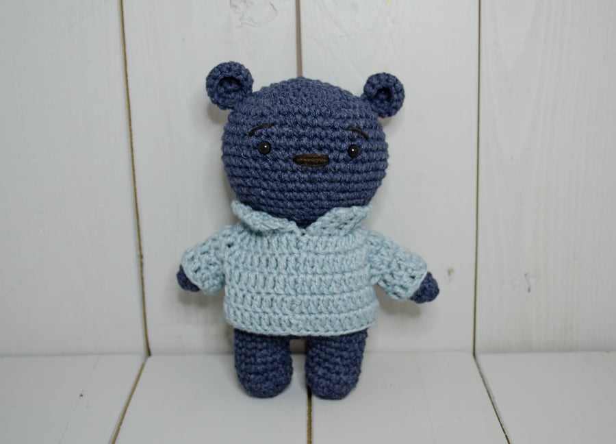 Crochet bear