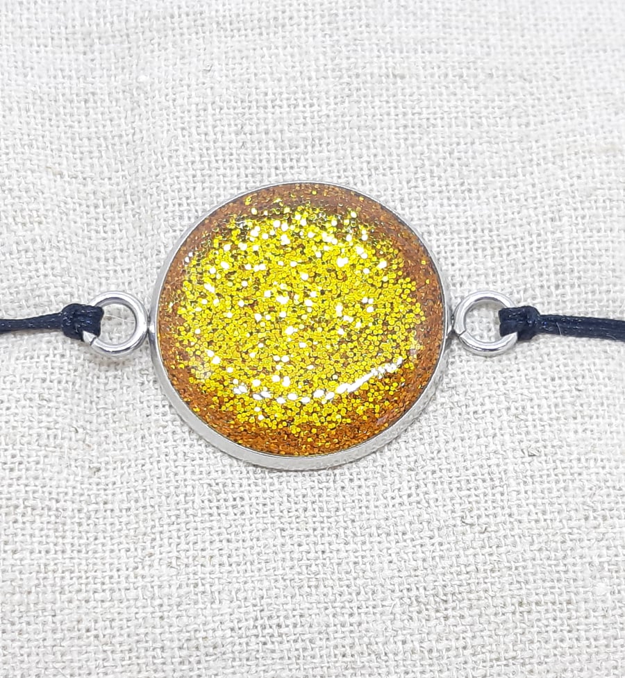 Adjustable Resin Pendant Bracelet