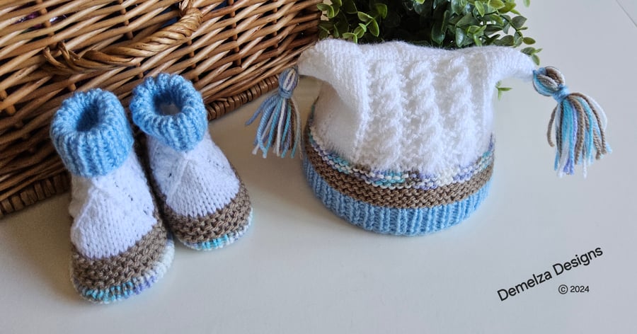 Designer Hand Knitted Baby Boy's Hat & Booties Set 0-6 months size