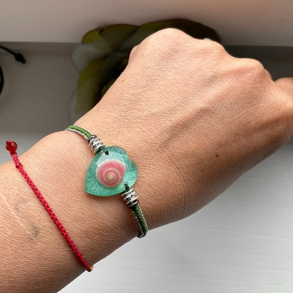 Handmade Woven Macrame women's bracelet with tiny shell