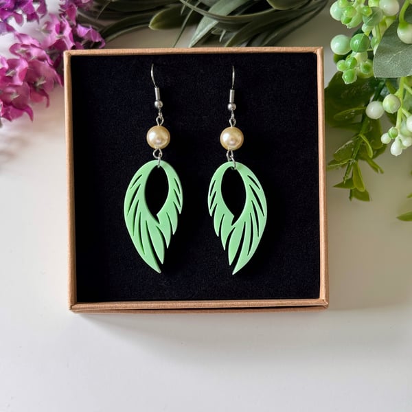 Elegant Leaf Feather Earrings
